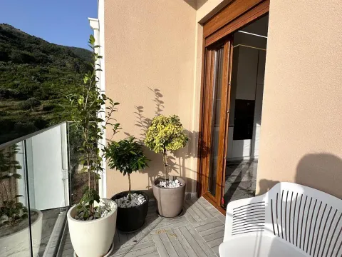 Rent, two bedroom apartment, 68m², Donja Lastva, Tivat - image 19