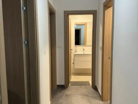 Izdavanje, dvosoban stan, 70m², Master Kvart, Podgorica - image 7