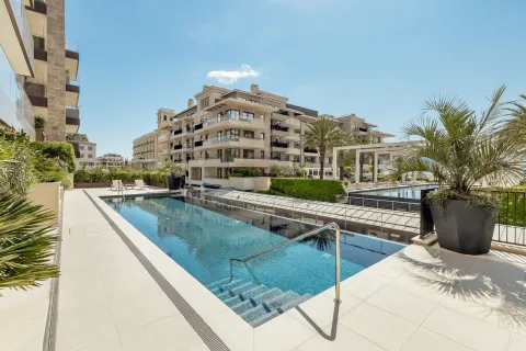 Rent, one bedroom apartment, 74m², Porto Montenegro, Tivat - image 3