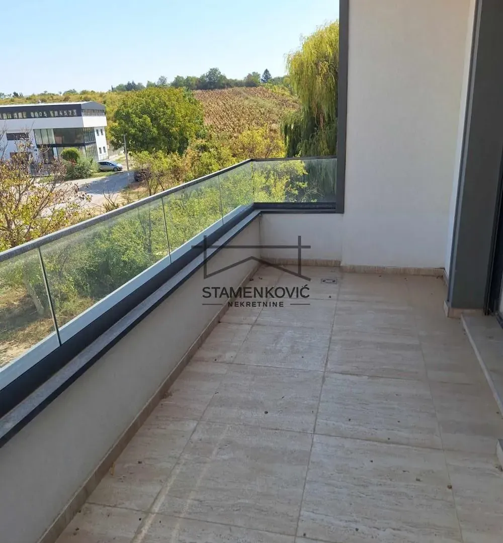 Prodaja, četvorosoban stan, 85m², Mišeluk, Petrovaradin