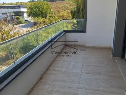 Prodaja, četvorosoban stan, 85m², Mišeluk, Petrovaradin - image 13