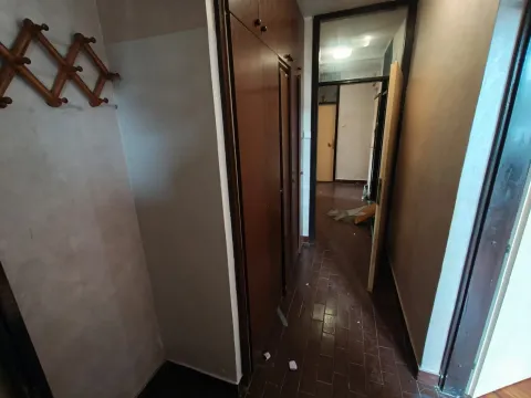 Sale, three bedroom apartment, 100m², Blok 6, Podgorica - image 8