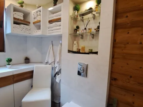 Prodaja, kuća, 268m², Rožaje, Crna Gora - image 6