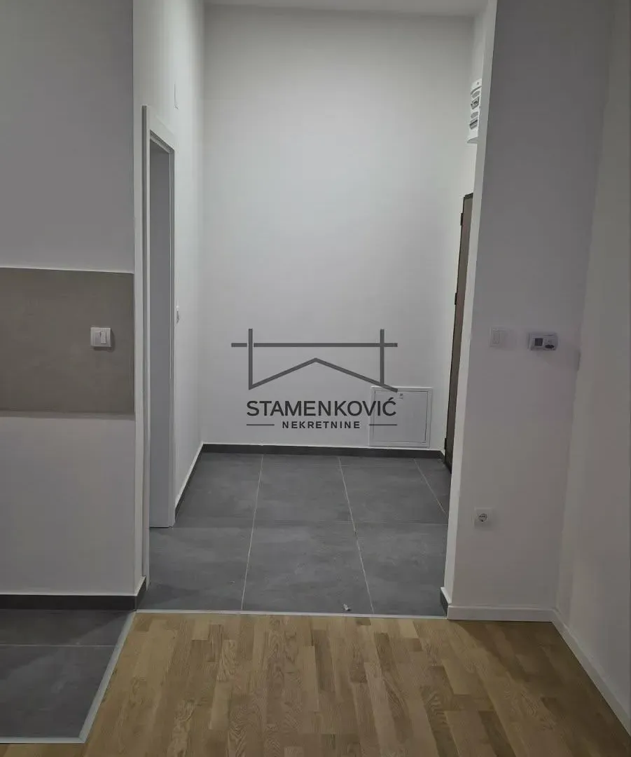 Prodaja, stan, 31m², Grbavica, Novi Sad Sve Podlokacije