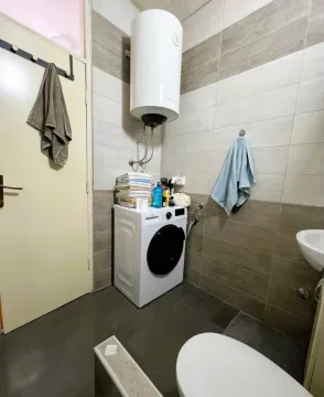 Prodaja, jednosoban stan, 48m², Pejton, Podgorica - image 8