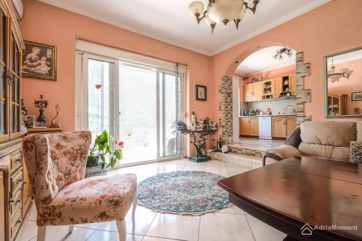 Sale, house, 172m², Muo, Kotor