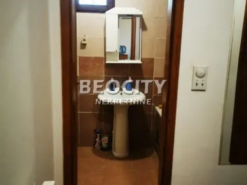 Prodaja, stan, 38m², Žarkovo, Beograd - image 2