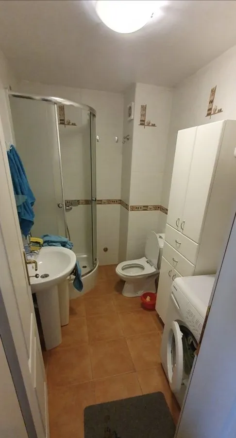 Prodaja, četvorosoban stan, 85m², Socijalno, Novi Sad Sve Podlokacije