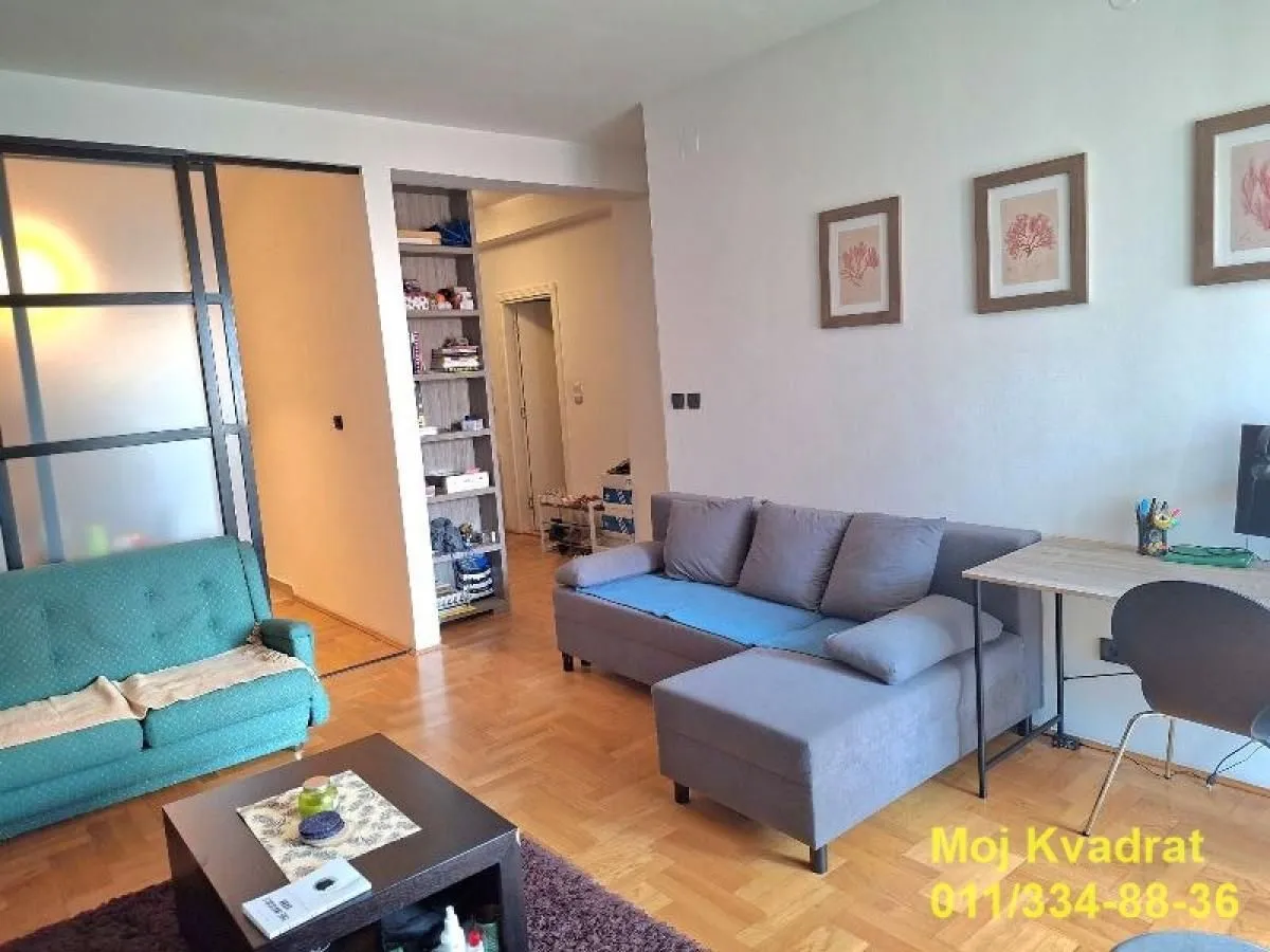 Prodaja, dvosoban stan, 54m², Vojvode Vlahovica, Beograd