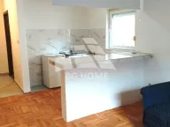 Prodaja, jednosoban stan, 24m², Uciteljsko Naselje, Zvezdara Sve Podlokacije - image 1