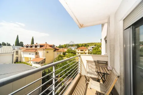 Rent, two bedroom apartment, 60m², Gorica C, Podgorica - image 6