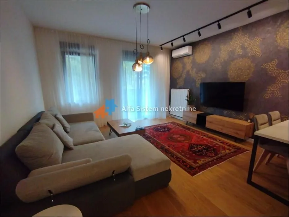 Izdavanje, trosoban stan, 88m², Trošarina, Voždovac Sve Podlokacije