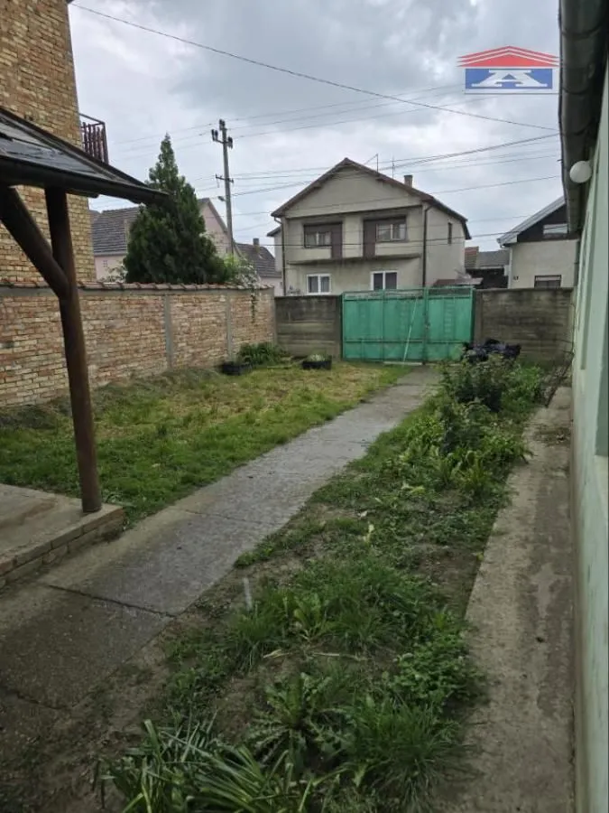 Prodaja, kuća, 124m², Kać, Novi Sad Sve Podlokacije