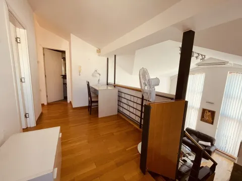 Rent, four bedroom apartment, 118m², Kalenić Pijaca, Vračar Sve Podlokacije - image 6