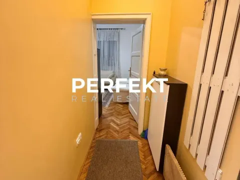 Izdavanje, trosoban stan, 60m², Uciteljsko Naselje, Zvezdara Sve Podlokacije - image 2
