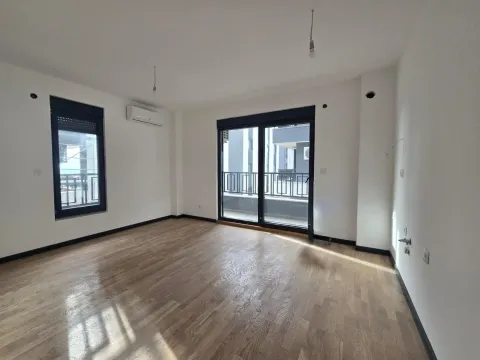 Prodaja, jednosoban stan, 45m², Gorica C, Podgorica - image 2