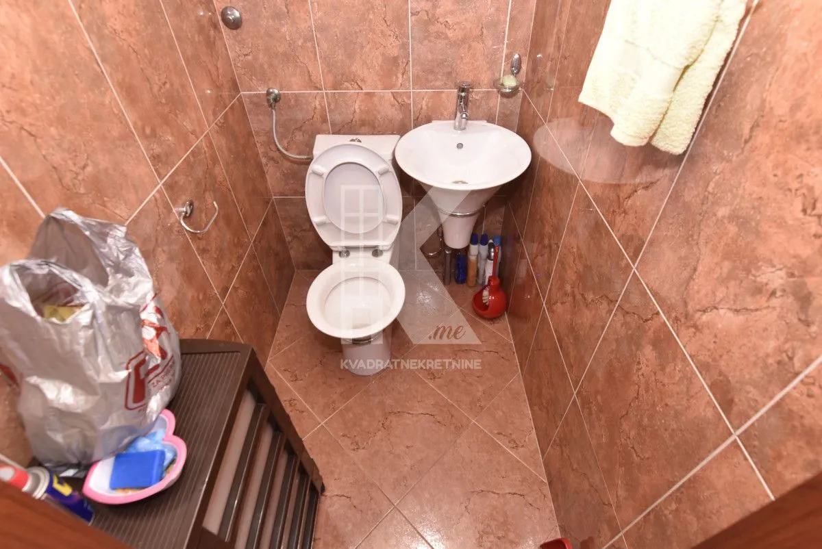 Rent, house, 200m², Stari Aerodrom, Podgorica