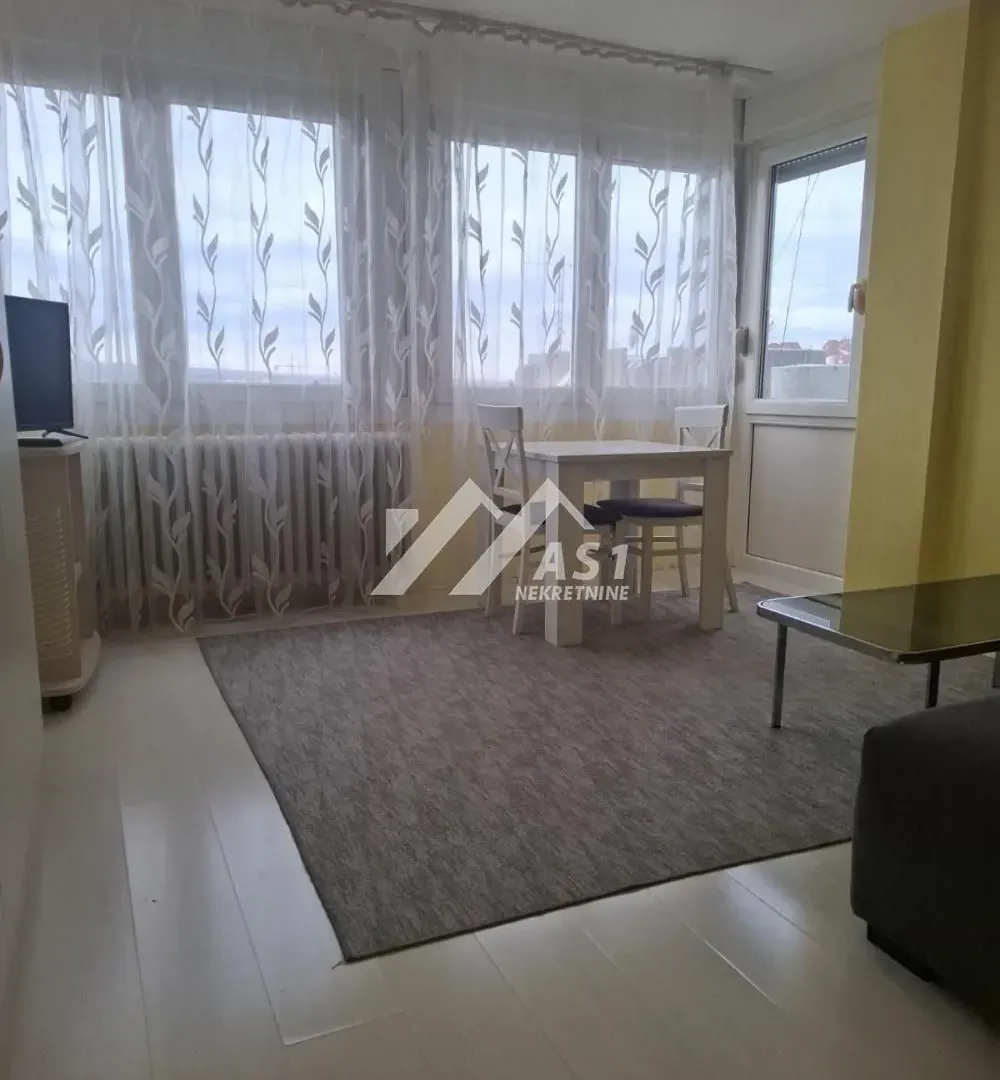 Izdavanje, stan, 25m², Liman 3, Novi Sad Sve Podlokacije