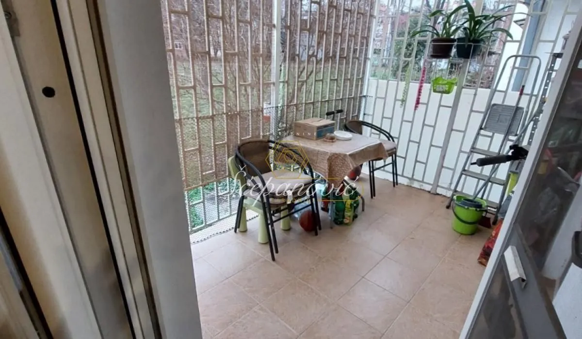 Prodaja, trosoban stan, 64m², Novi Sad Sve Podlokacije, Novi Sad