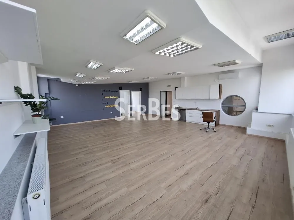 Sale, office space, 736m², Salajka, Novi Sad Sve Podlokacije