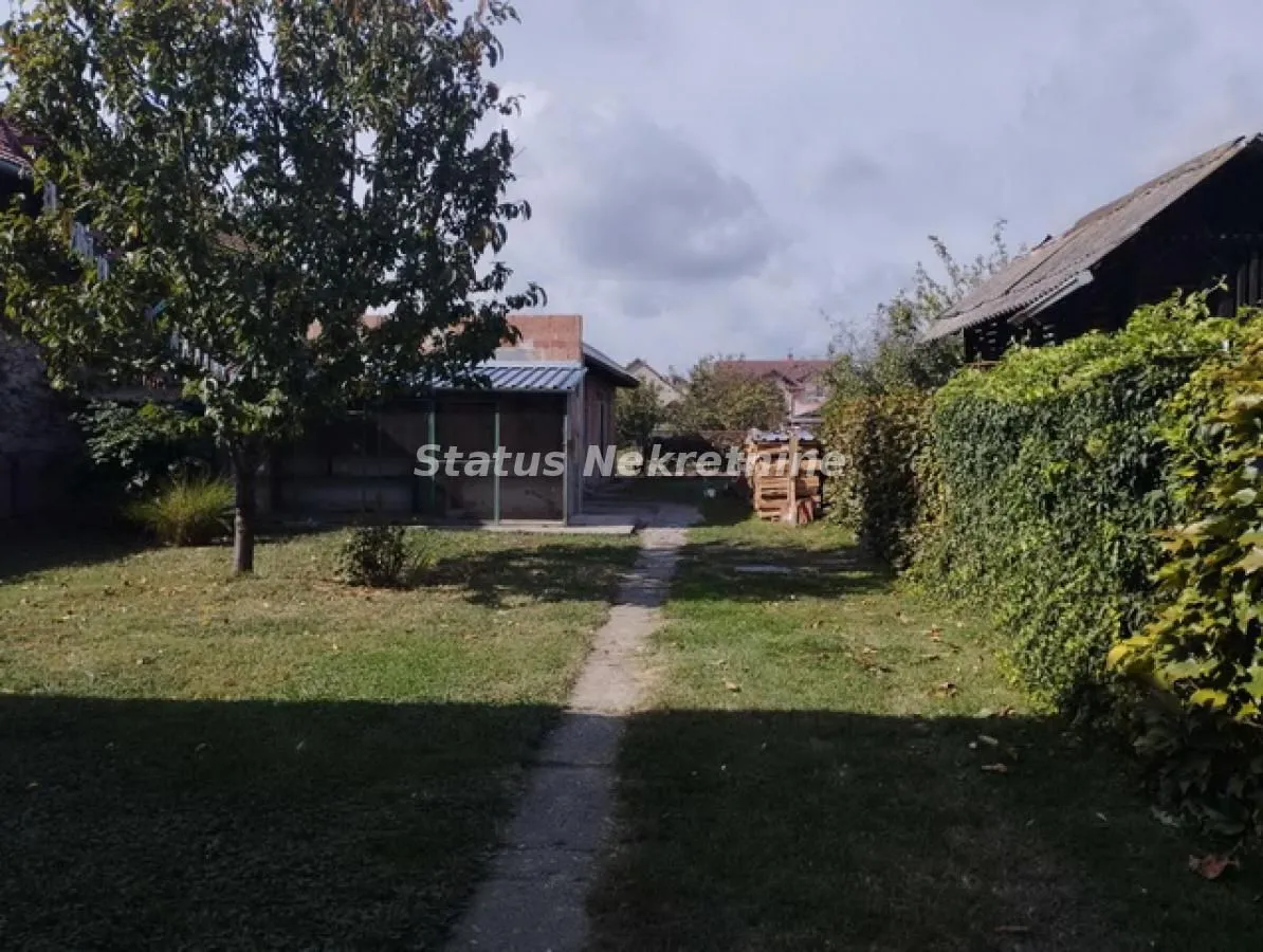 Prodaja, kuća, 228m², Kać, Novi Sad Sve Podlokacije