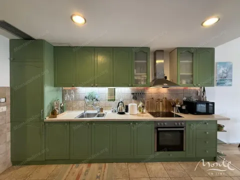 Sale, two bedroom apartment, 74m², Dobrota, Kotor - image 6