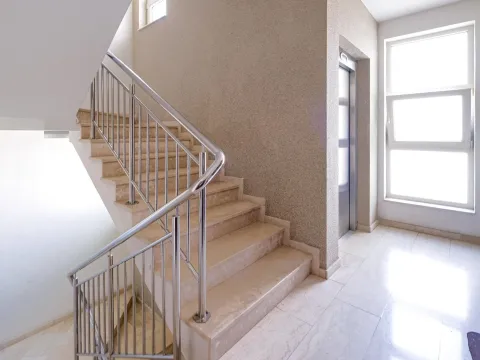 Sale, two bedroom apartment, 75m², Budva, Crna Gora - image 14