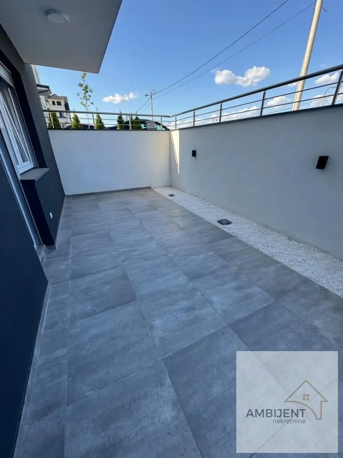 Prodaja, dvosoban stan, 44m², Ledine, Beograd