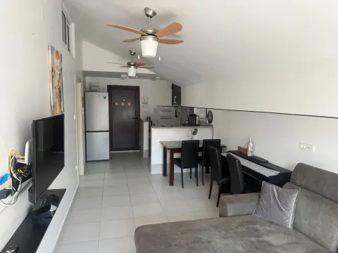 Rent, three bedroom apartment, 54m², Bijela, Herceg Novi - image 2