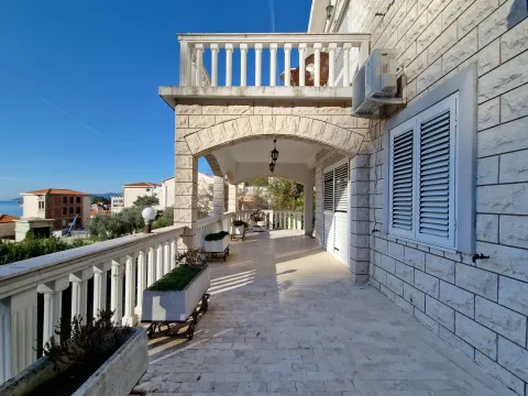 Rent, house, 240m², Sveti Stefan, Budva - image 10