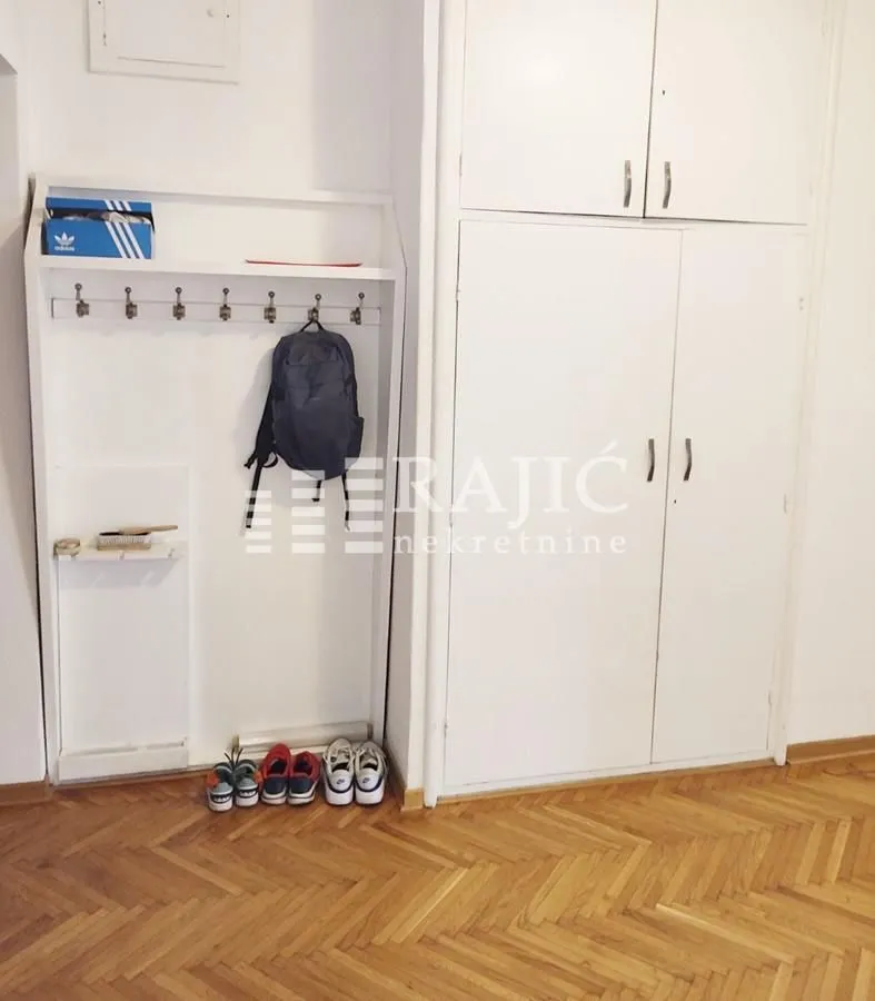 Rent, two bedroom apartment, 62m², Savski Venac, Beograd