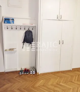 Rent, two bedroom apartment, 62m², Savski Venac, Beograd - image 16