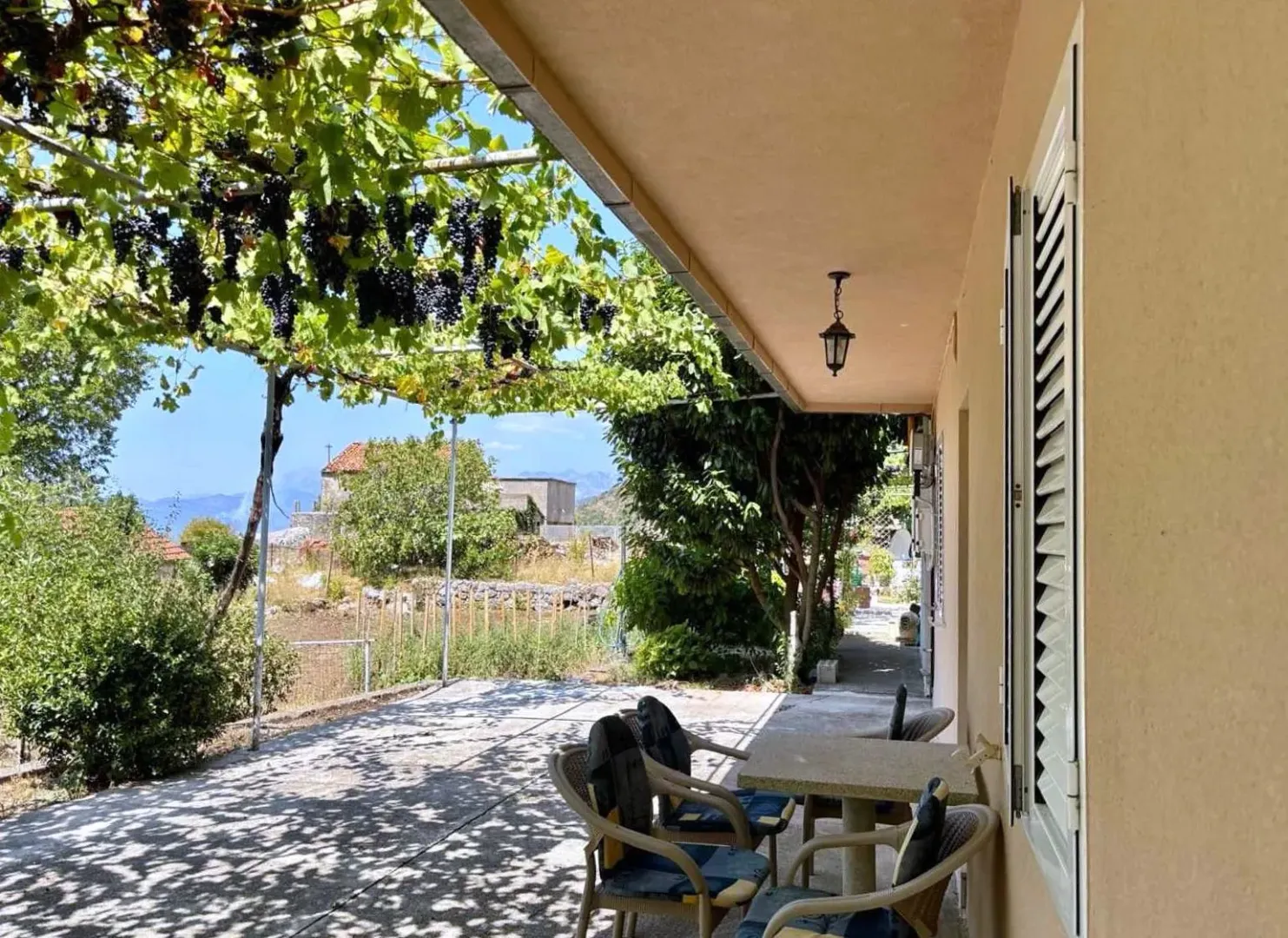 Rent, house, 90m², Kavač, Kotor