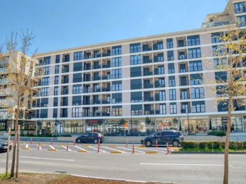 Izdavanje, jednosoban stan, 57m², Kod Capital Plaze, Podgorica - image 3