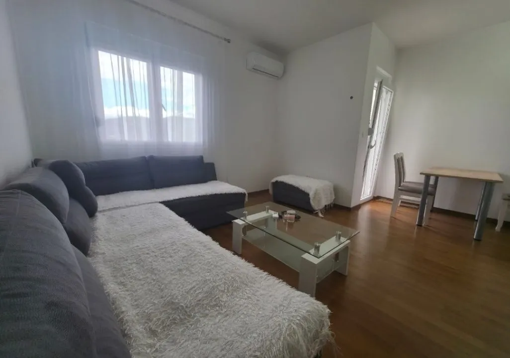 Rent, one bedroom apartment, 45m², City Kej, Podgorica