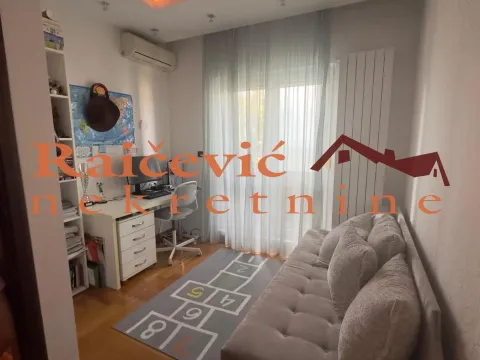 Rent, four bedroom apartment, 97m², Zvezdara Sve Podlokacije, Beograd - image 9