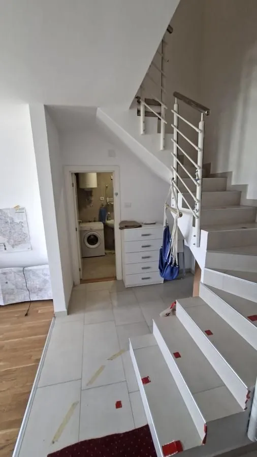 Prodaja, trosoban stan, 74m², Podbara, Novi Sad Sve Podlokacije