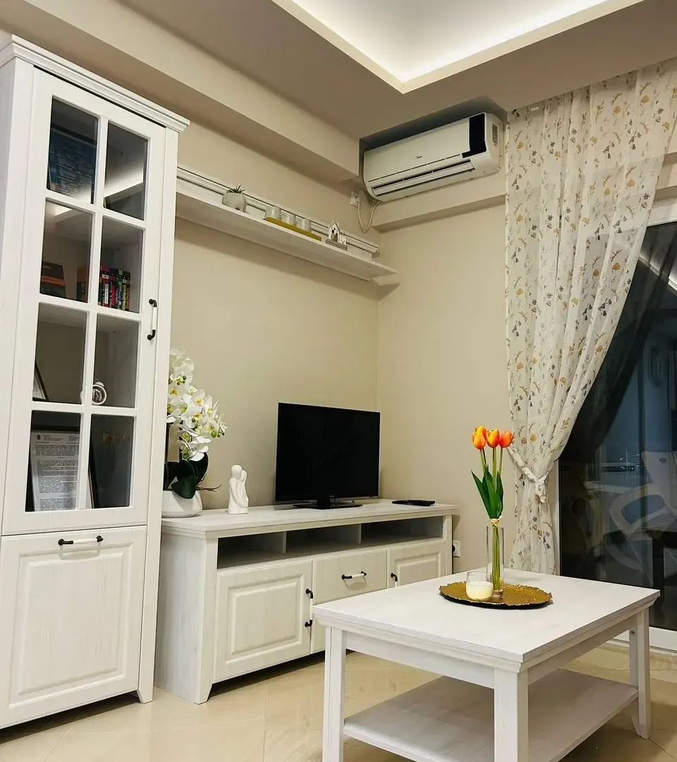 Rent, one bedroom apartment, 36m², Dobrota, Kotor