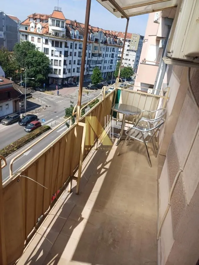 Izdavanje, jednosoban stan, 43m², Grbavica, Novi Sad Sve Podlokacije