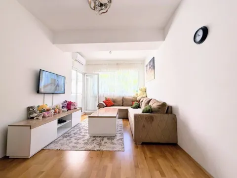 Prodaja, jednosoban stan, 42m², Ljubović, Podgorica
