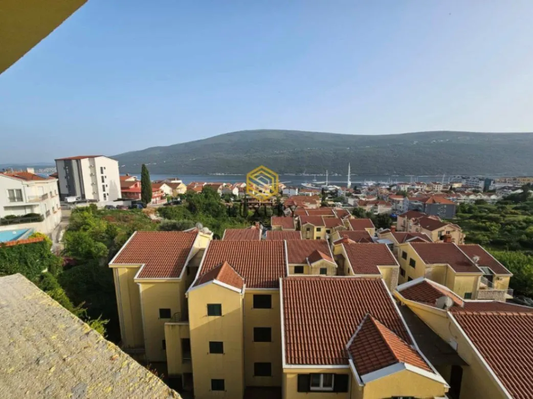Prodaja, jednosoban stan, 47m², Đenovići, Herceg Novi