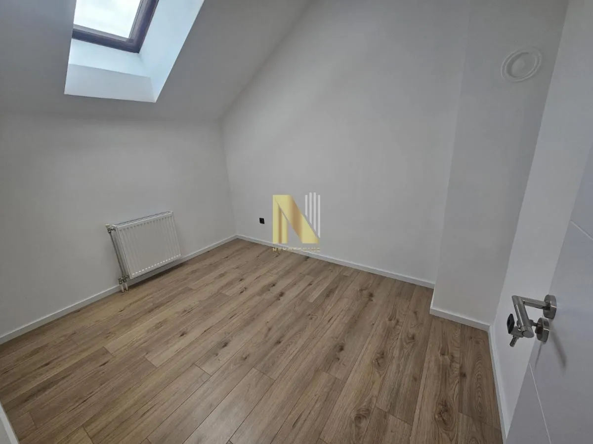 Prodaja, trosoban stan, 58m², Bulevar Oslobodjenja, Novi Sad Sve Podlokacije