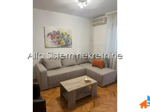 Rent, apartment, 40m², Južni Bulevar, Vračar Sve Podlokacije - image 4