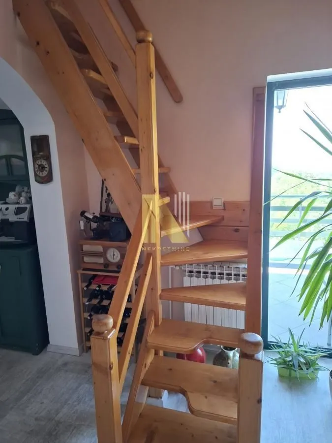Prodaja, trosoban stan, 81m², Sremska Kamenica, Petrovaradin