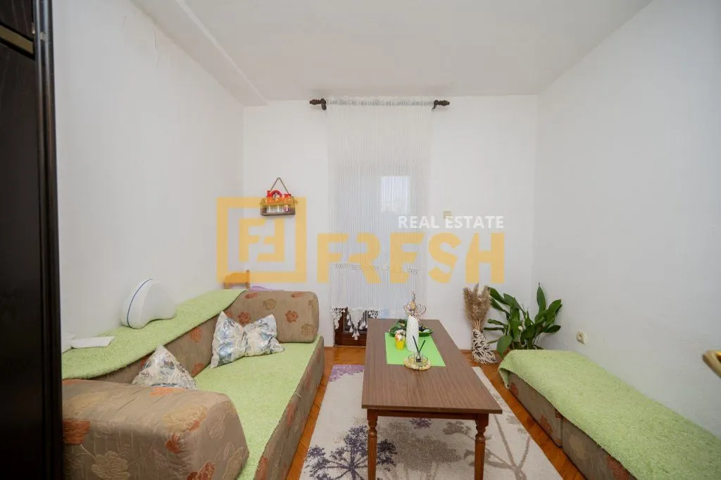 Sale, house, 348m², Stara Varoš, Podgorica