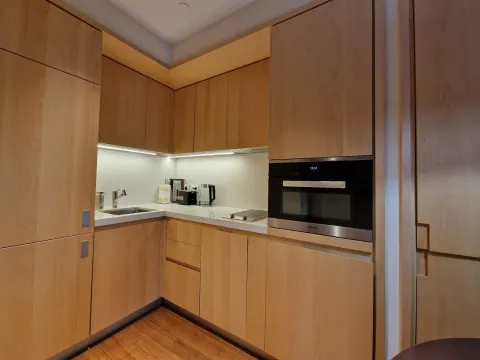 Sale, one bedroom apartment, 80m², Tivat, Crna Gora - image 7