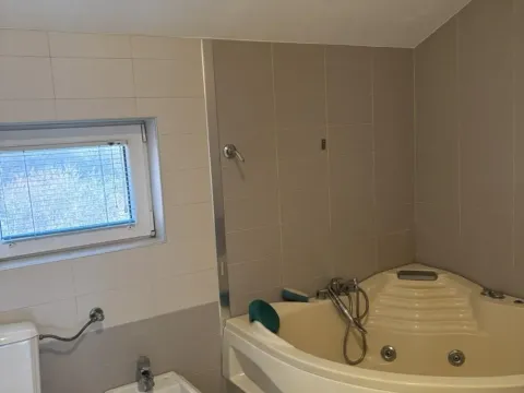 Izdavanje, dvosoban stan, 50m², Kaludjerica, Grocka - image 10