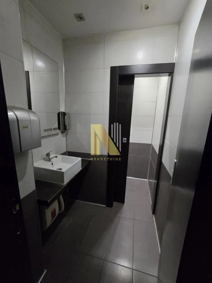 Rent, office space, 109m², Centar, Novi Sad