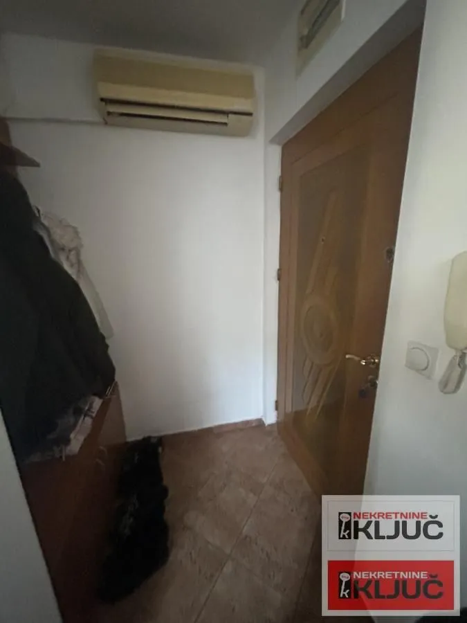 Prodaja, jednosoban stan, 26m², Centar, Novi Sad