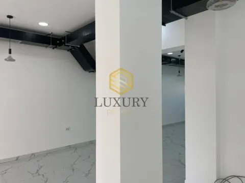 Rent, office space, 95m², Stari Aerodrom, Podgorica